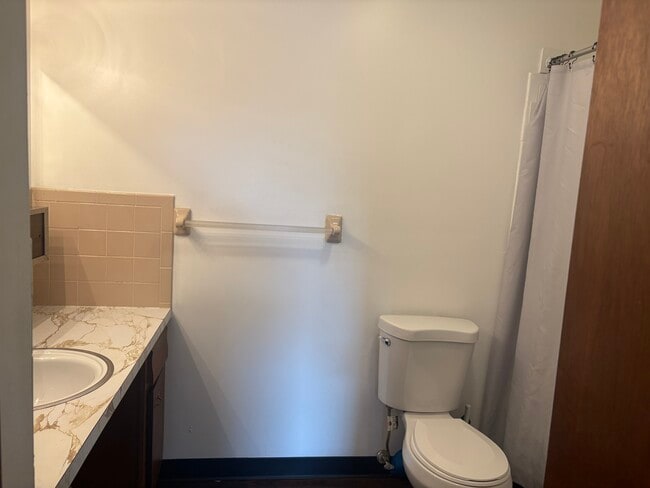 Photo - 28 Saint Marys St