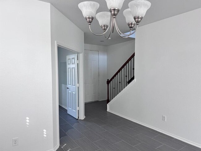 Photo - 829 Bethel Way