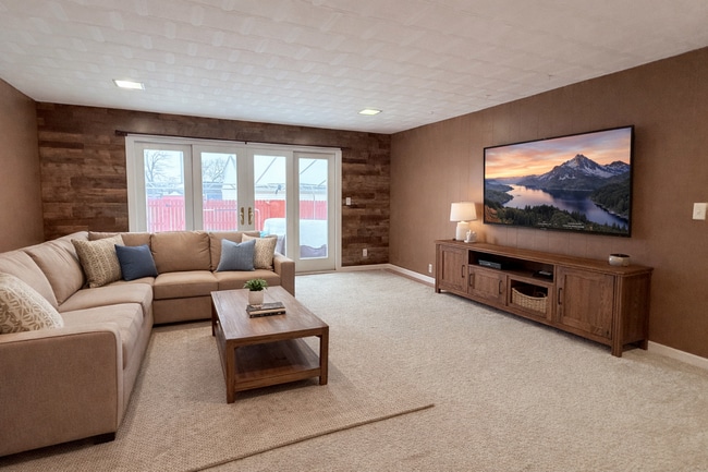 Photo - 80 Cortland Ave