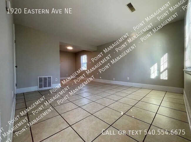 Photo - 1920 Eastern Ave NE
