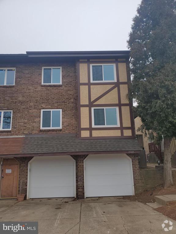 Building Photo - 15121 Beverly Dr Rental