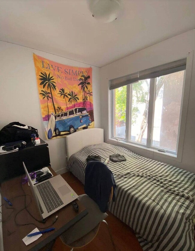 Photo - 3712 Av Coloniale Unit 3712