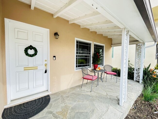 Photo - Naples Island Gem!