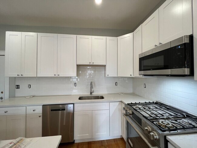 Photo - 71 Pearl St Unit 3