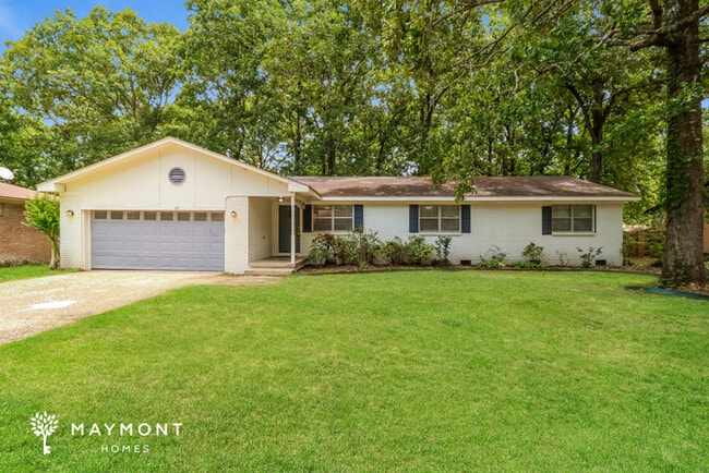 Building Photo - 22 Single Oaks Dr