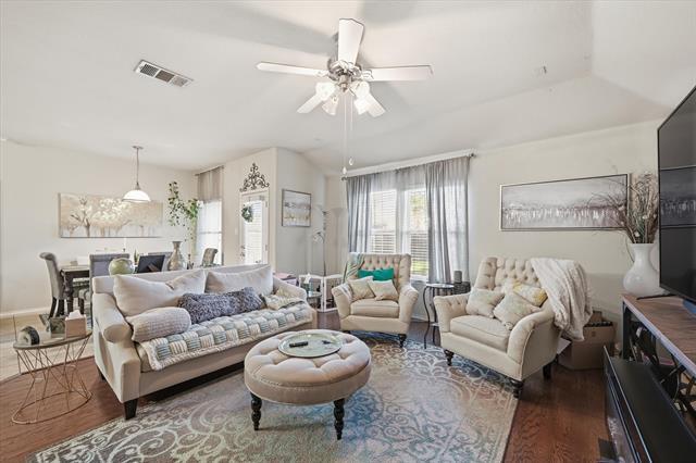 Photo - 5116 Bridgeport Rd