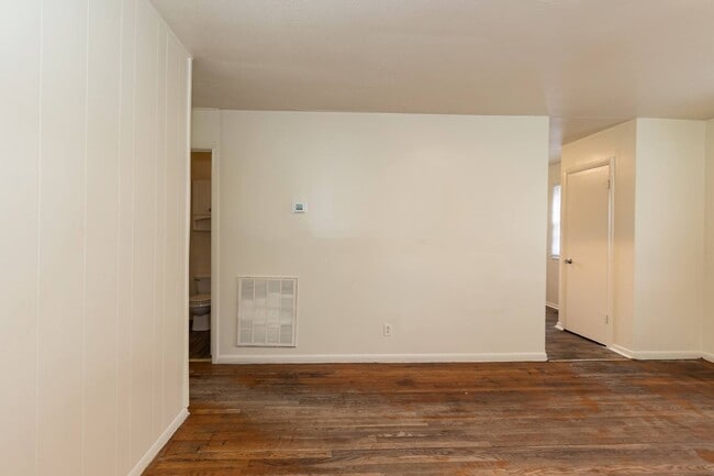 Photo - 1210 Truman St