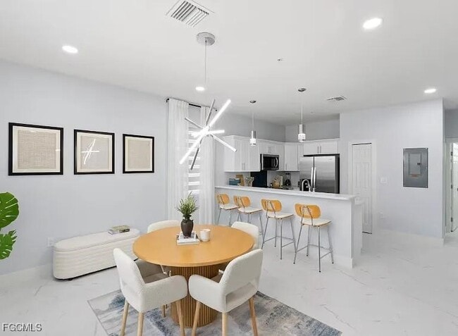 Building Photo - 621 Rose Garden Rd Unit 201 Rental
