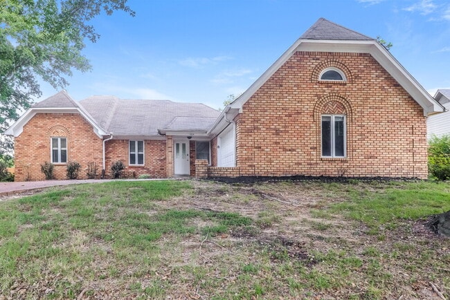 Building Photo - 1104 Fox Trace Cove