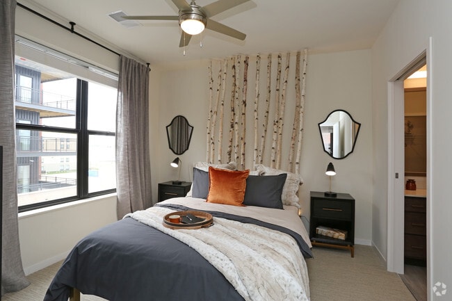 2BR, 2BA - D5