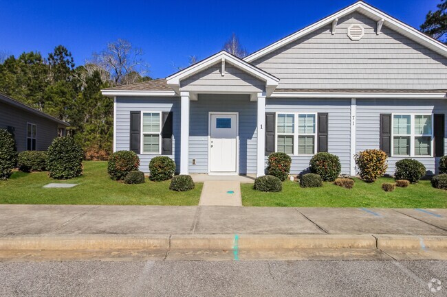 Building Photo - 71 Highland Forest Cir Rental