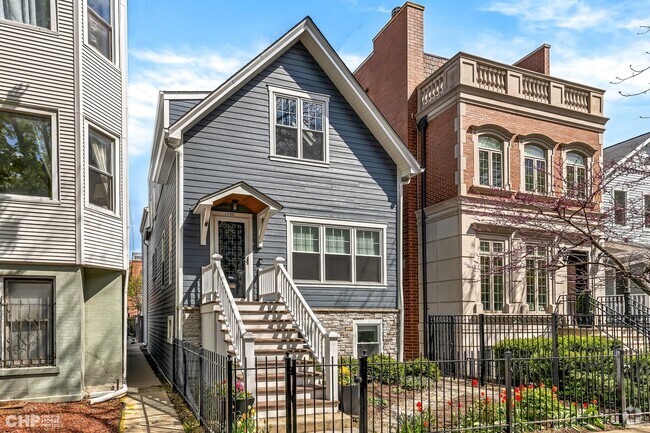Building Photo - 1340 W School St Rental