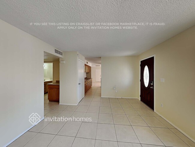 Photo - 7115 W North Ln