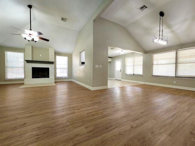 Photo - 11703 Lorene Ave