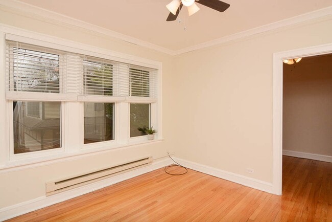 Photo - 1425 W Hutchinson St Unidad J09P