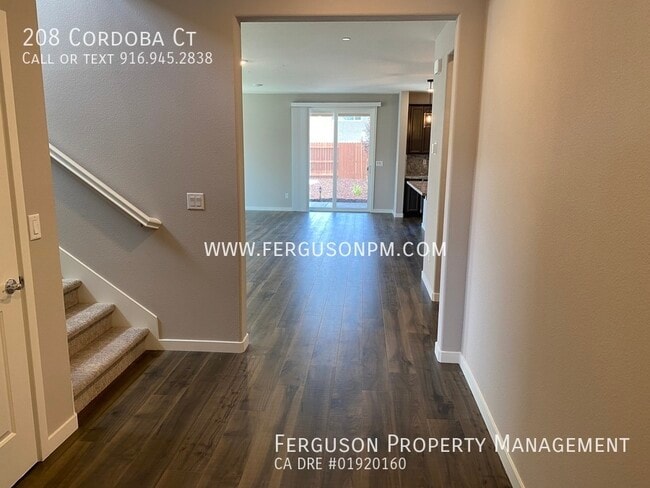 Photo - 208 Cordoba Ct