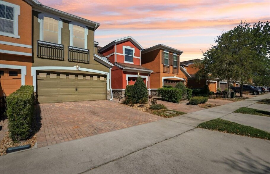 Photo - 9535 Silver Buttonwood St