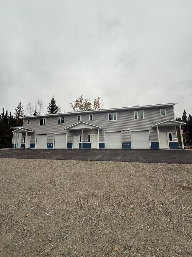 Building Photo - 413 E 8th Ave Unit #2