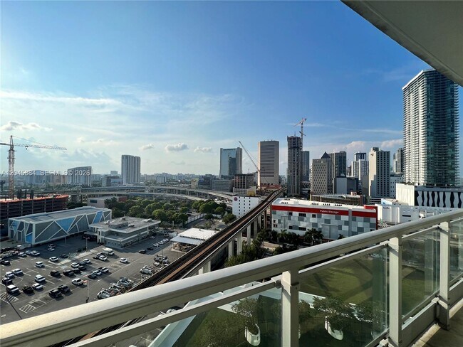 Photo - 90 SW 3rd St Unit 1710