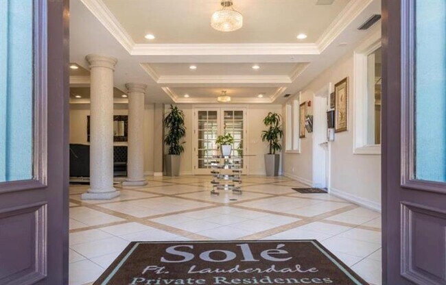 Photo - 533 NE 3rd Ave