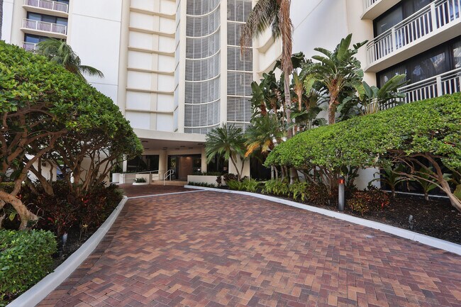3000 N Ocean Dr
