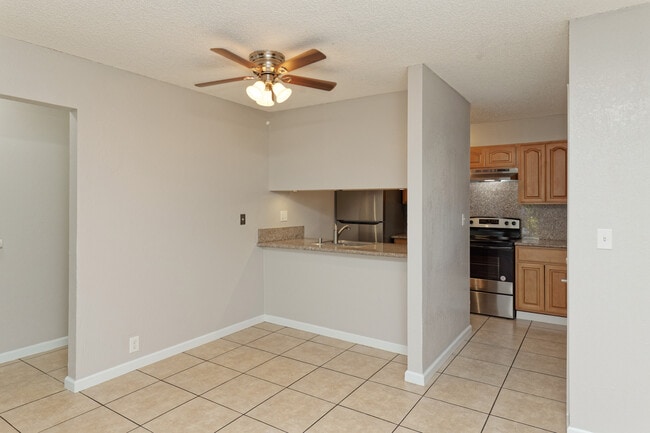 Pinecrest Villas