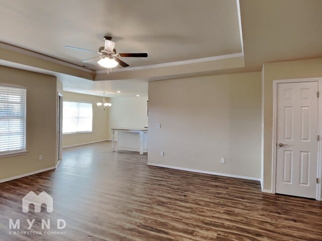 Photo - 2109 Cedar Cir