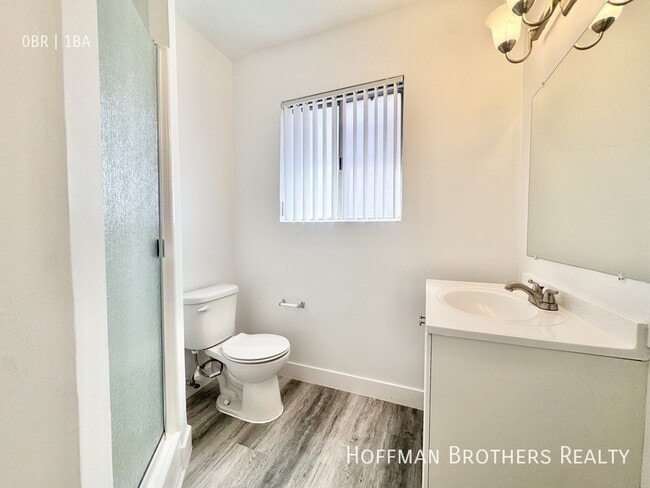 Photo - 15938 Vanowen St Unidad 11