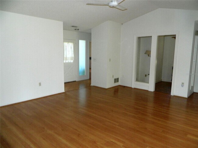 Photo - Home on the golf course