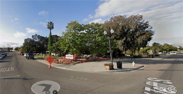 Photo - 267 W Tefft St