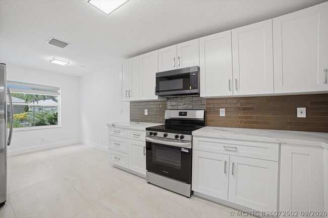 Photo - 4112 Pine Ridge Ln