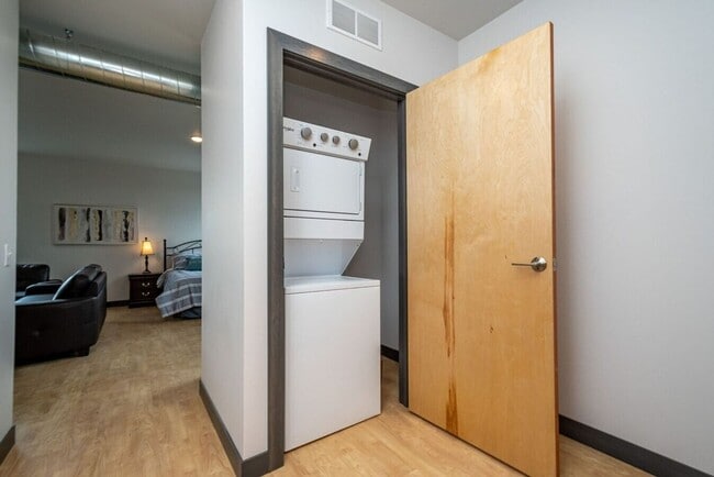 245 Kingston Cedar Rapids