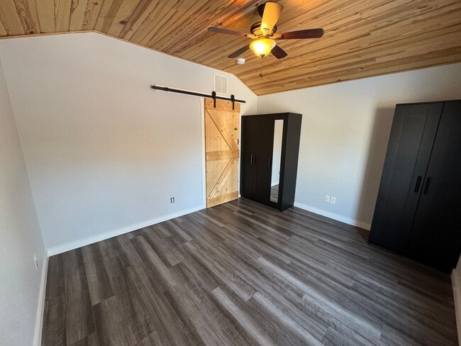 Photo - 1 Bedroom/1 Bathroom Tiny Home in Sulphur Rock