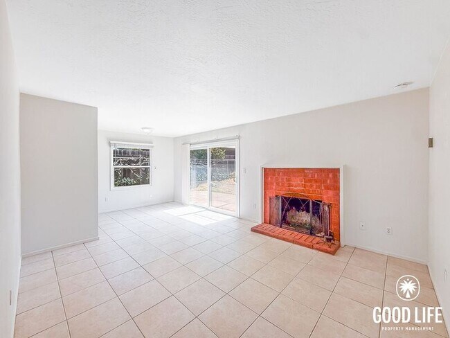 Photo - 14213 Tobiasson Rd