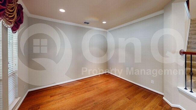 Photo - 5836 Windy Meadow Ln