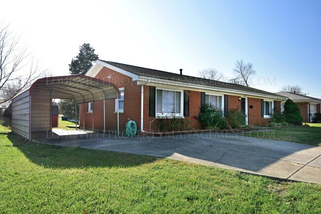 Photo - 206 Millview St House