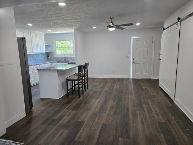 Photo - 2936 Whistler Ln