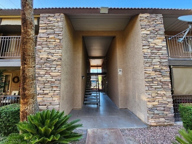 Photo - 5081 River Glen Dr Unit 104