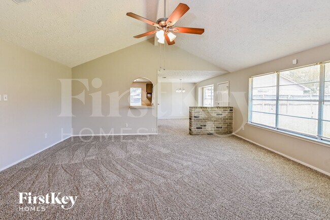 Photo - 8403 Rustwood Ct