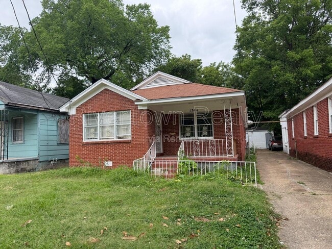 Photo - 1746 Eldridge Ave