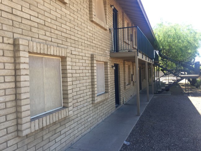 Photo - Mountain Springs Apartments