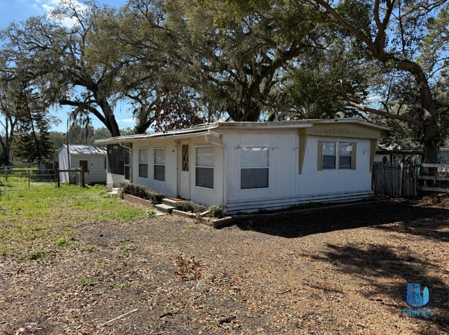 Building Photo - 2 Bed 1 Bath Rental Available in Zephyrhills *Move-In Ready*