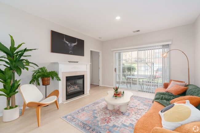 Photo - Carriage Place at Lake Chesterfield