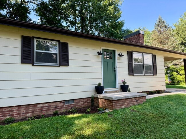 Photo - 130 Maple Dr