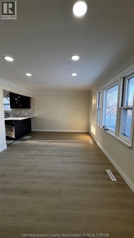 Photo - 2475 Meighen Rd