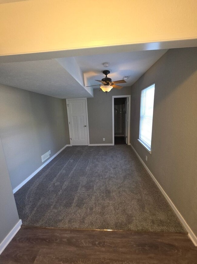 Photo - Duplex For Rent! Valley NE
