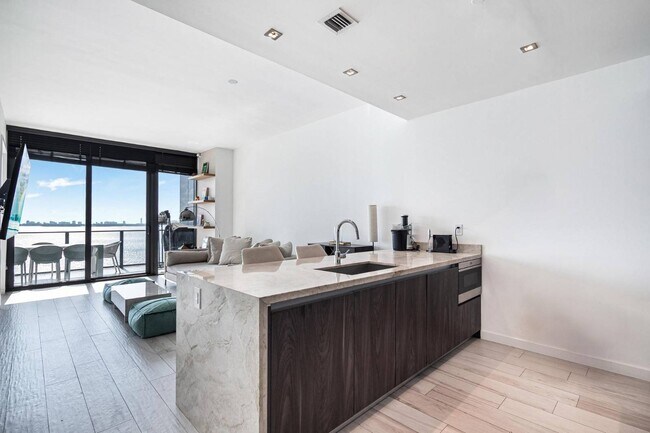 Photo - 480 NE 31st St Unit 1603
