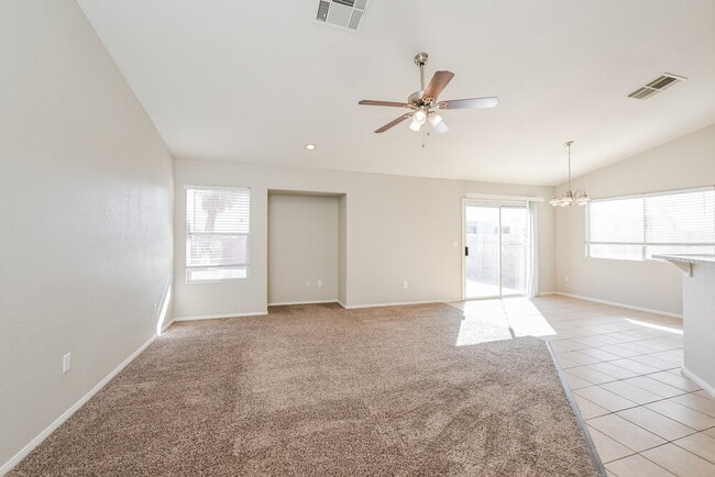 Photo - 5320 French Lavender St