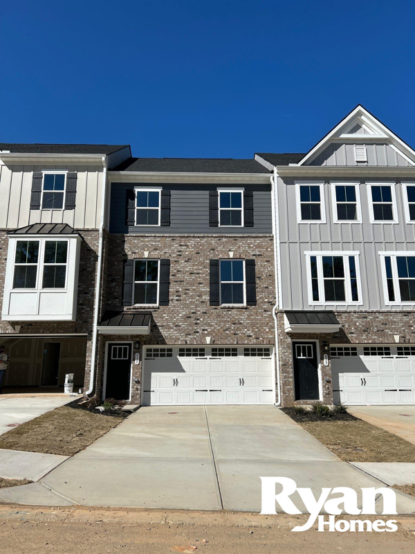 Photo - 935 Woods Chapel Rd Townhome