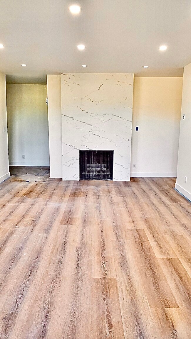 Photo - Montana Apartments